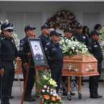TLX-homenaje-policía