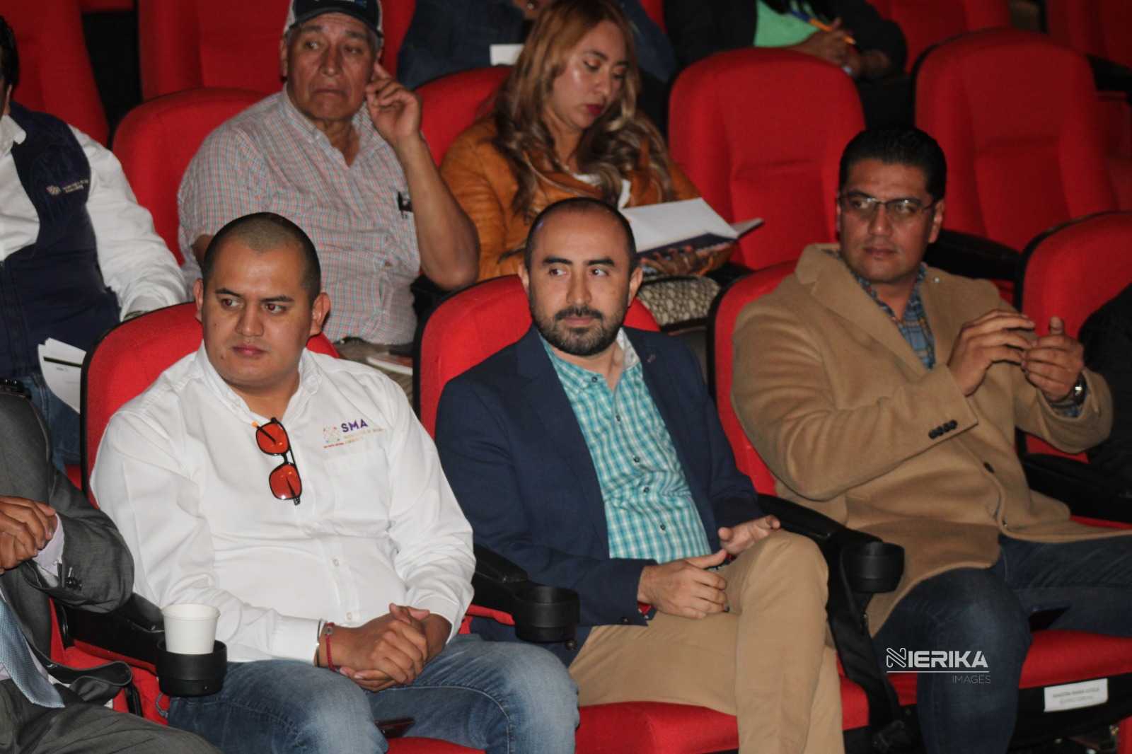 CAPACITA SMA A PERSONAL DE ECOLOGÍA DE LOS MUNICIPIOS EN TEMAS DE MEDIO AMBIENTE Y TRÁMITE