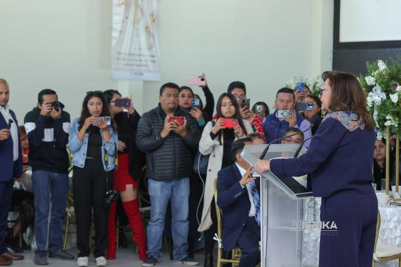 DESTACA GOBERNADORA LABOR DE LOS MEDIOS DE COMUNICACIÓN PARA DIFUNDIR ACCIONES A FAVOR DE LOS TLAXCALTECAS
