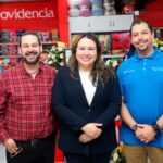 Blanca Angulo inaugura Santa Teresa, tienda textil que fomenta economía en Chiautempan