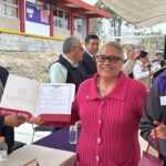 ALUMNOS DEL COBAT DE TIZATLÁN, INSTRUYEN A 42 ADULTOS MAYORES EN EDUCACIÓN BÁSICA