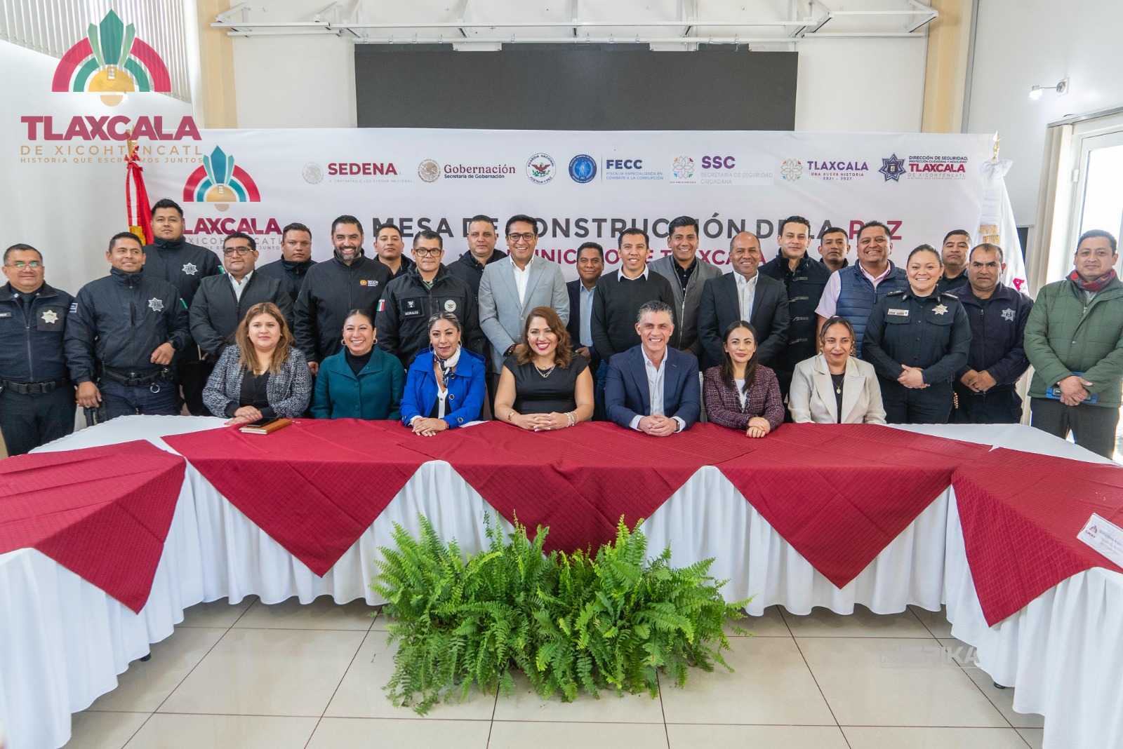 Preside alcalde de Tlaxcala Alfonso Sánchez la Mesa para la Construcción de la Paz