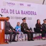 LA BANDERA DE MÉXICO REPRESENTA UN SÍMBOLO DE AMOR, RESISTENCIA Y DIGNIDAD