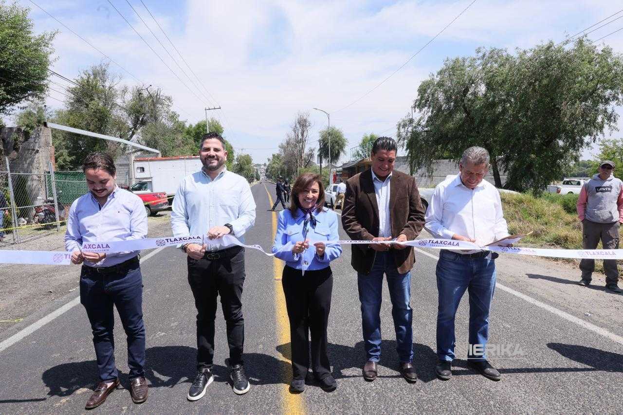 ENTREGA GOBERNADORA REHABILITACIÓN DE VIALIDAD EN NATÍVITAS
