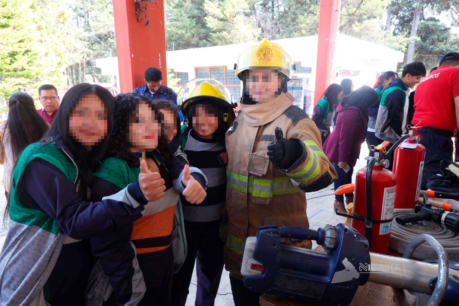 Feria de Seguridad Juvenil en la comunidad de San Pedro Tlalcuapan