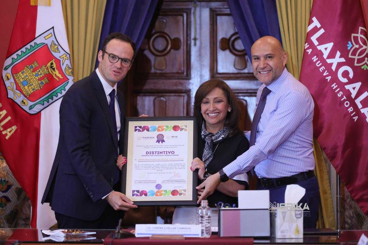 ENTREGA TLAXCALA DISTINTIVOS DE TRABAJO DIGNO; GRUPO MODELO REITERA COMPROMISO CON EL ESTADO POR LOS PRÓXIMOS 100 AÑOS