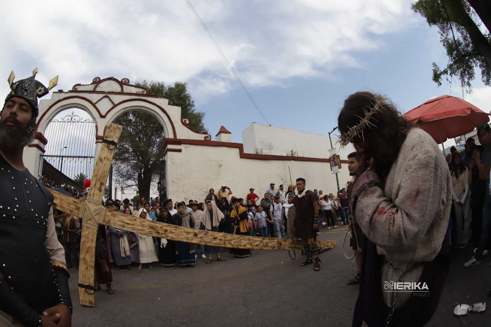 Saldo blanco registra Viacrucis en Chiautempan 