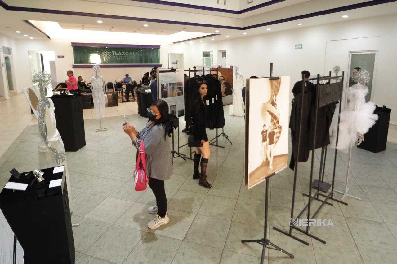 EXHIBE ESPACIO CULTURAL DE LA CCOM LA EXPOSICIÓN «BITÁCORA PREMONICIÓN»