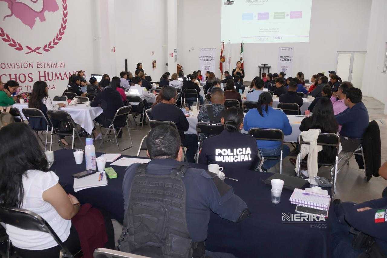 SMET CAPACITA A SERVIDORES PÚBLICOS MUNICIPALES PARA HOMOLOGAR PROTOCOLOS DE ATENCIÓN A VÍCTIMAS DE VIOLENCIA