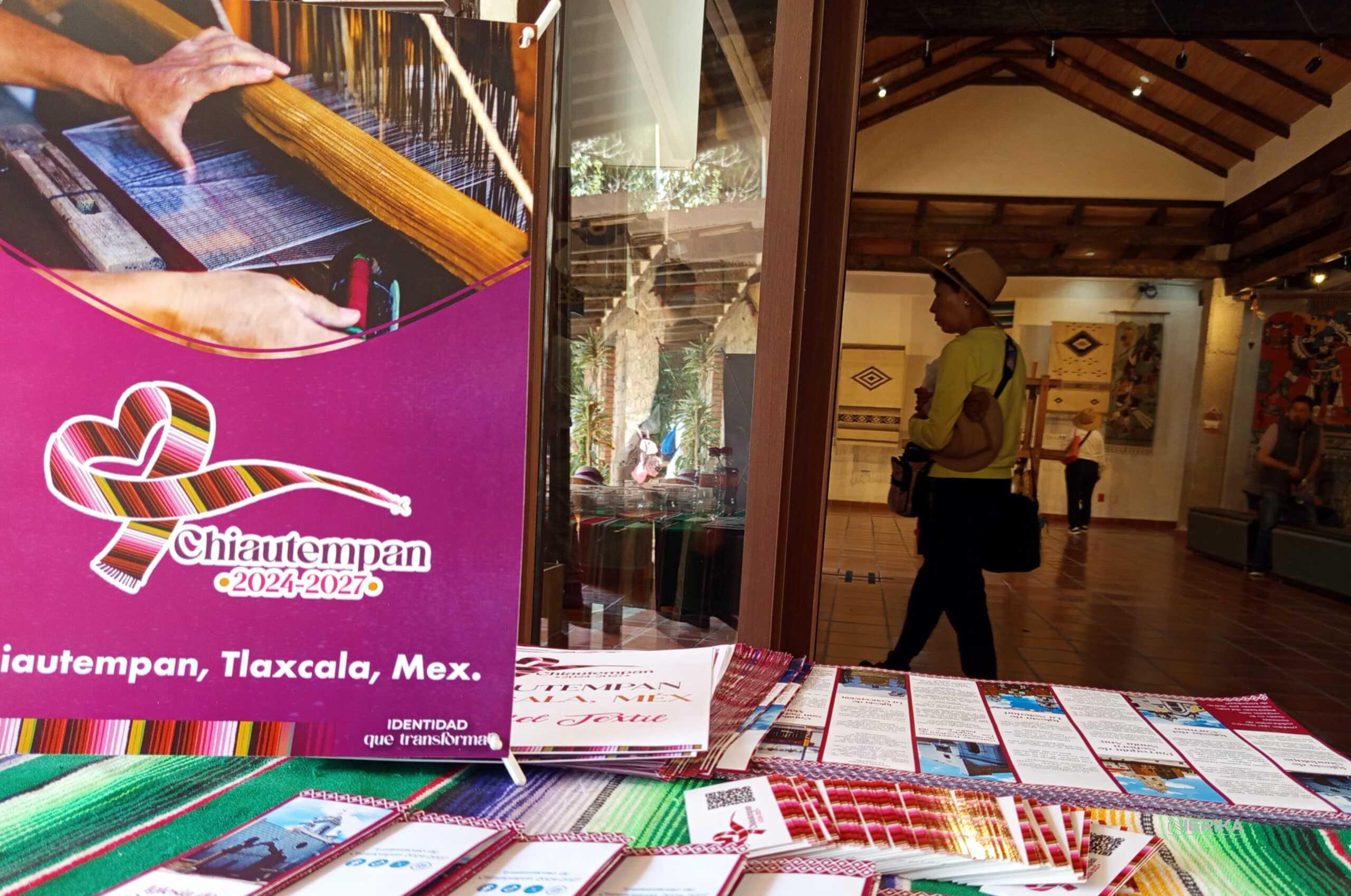 Exhiben textiles de Chiautempan en Cacaxtla