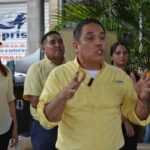 Evodio Velázquez reestructura al PRD en Costa Grande