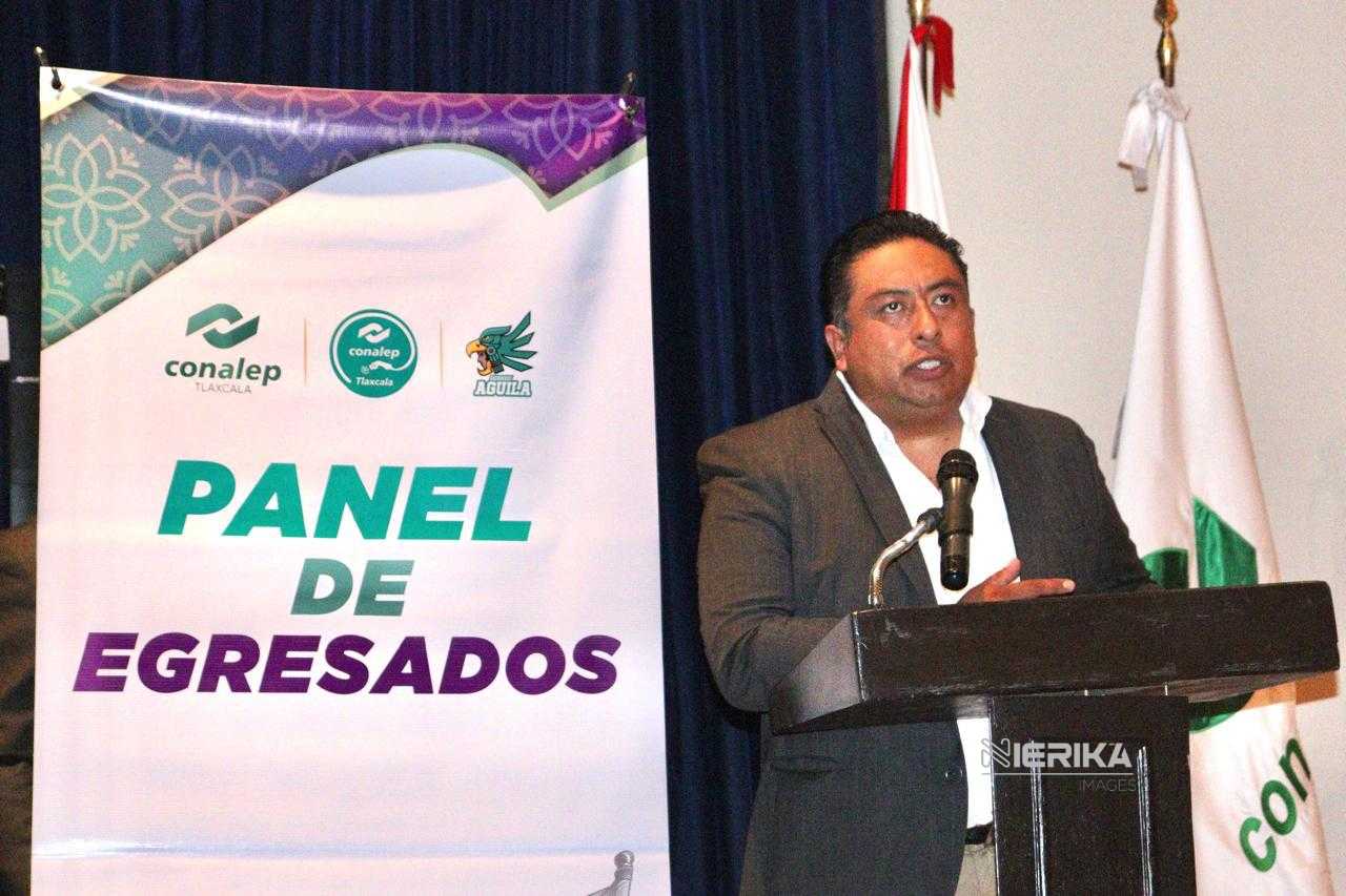 REALIZA CONALEP PANEL “TRAYECTORIAS QUE INSPIRAN