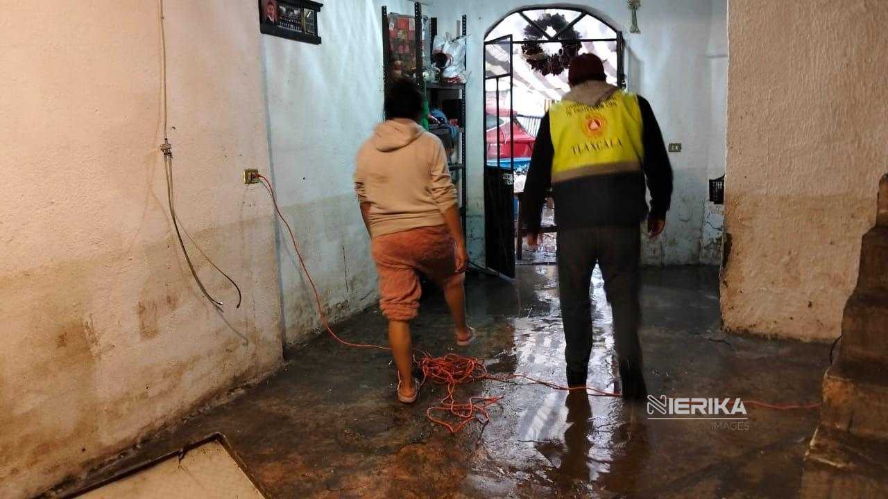 CEPC ATIENDE AFECTACIONES POR LLUVIA EN CALPULALPAN