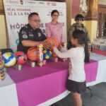 NIÑOS PONEN EL EJEMPLO: EN TLAXCALA, CANJEAN MÁS JUGUETES BÉLICOS