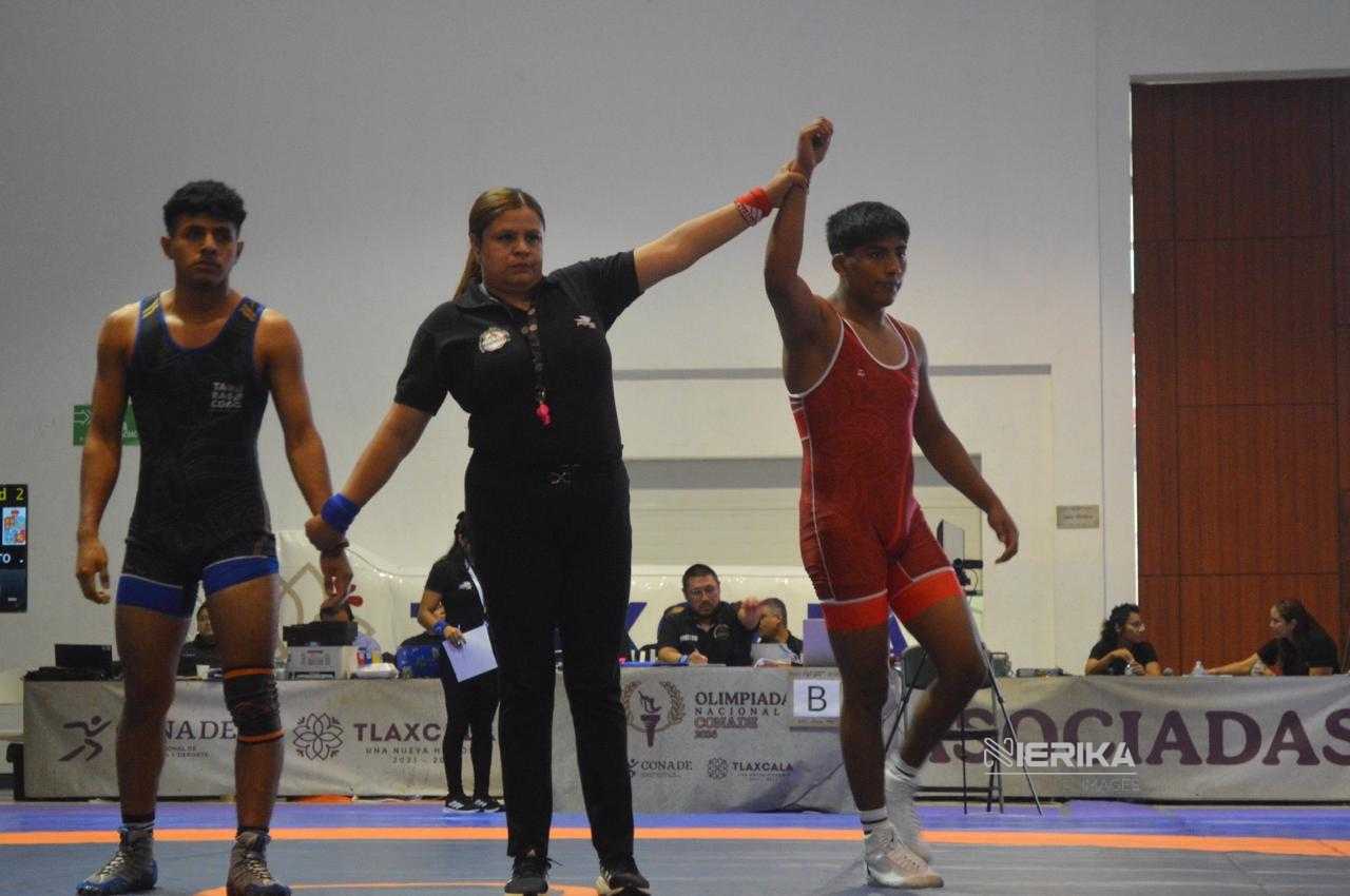 GANAN GLADIADORES TLAXCALTECAS DOS BRONCES MÁS EN LUCHAS ASOCIADAS DE LA OLIMPIADA NACIONAL