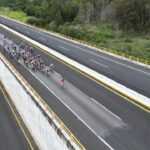 BRINDA GOBIERNO DEL ESTADO ATENCIÓN MÉDICA A CICLISTAS QUE SUFRIERON ALGUN PERCANCE