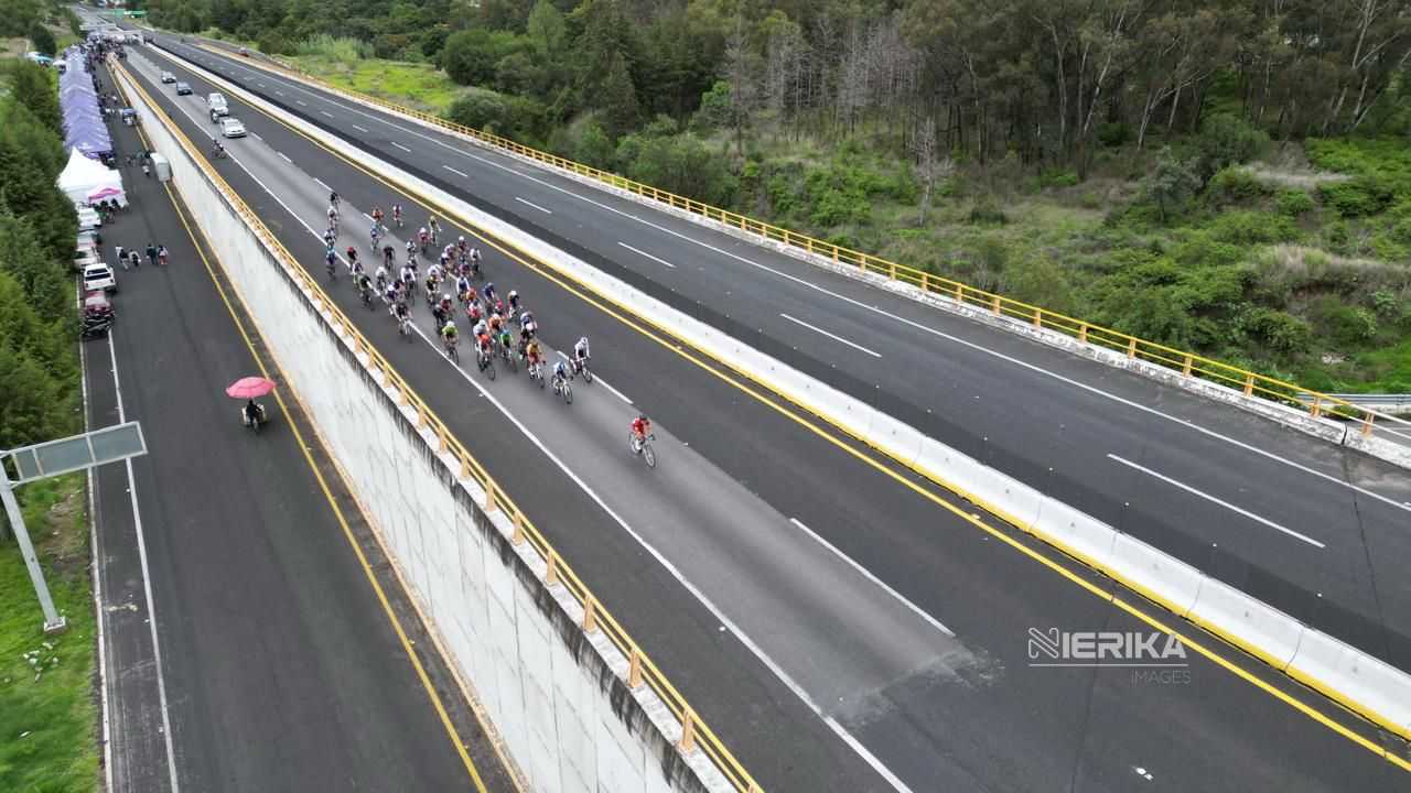 BRINDA GOBIERNO DEL ESTADO ATENCIÓN MÉDICA A CICLISTAS QUE SUFRIERON ALGUN PERCANCE