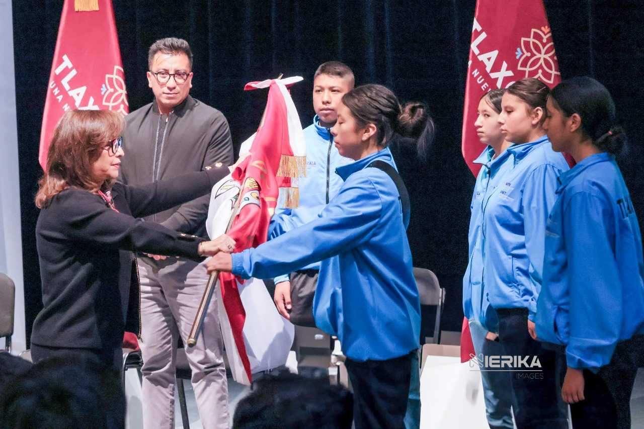 ABANDERA GOBERNADORA DELEGACIÓN TLAXCALTECA DE JUEGOS DEPORTIVOS NACIONALES ESCOLARES 2025