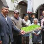 Blanca Angulo impulsa desarrollo de huertos familiares en Chiautempan