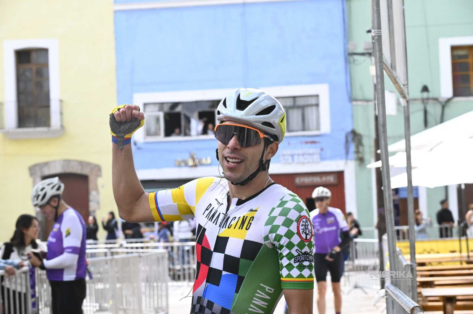 TLAXCALA VIBRA CON EL CICLISMO: OMAR IBRAHIN DE VENEZUELA CONQUISTA LA RUTA LARGA DE L´ÉTAPE TLAXCALA BY TOUR DE FRANCIA