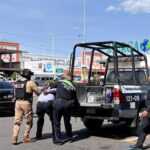 Policía de Chiautempan detiene a hombre por golpear a mujer