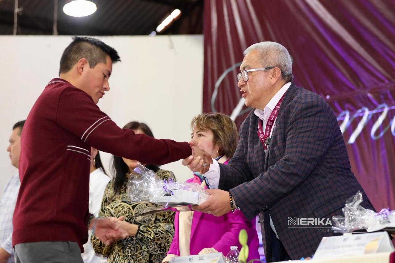 ENCABEZA SEPE GRADUACIÓN DEL CBTIS 61 DE HUAMANTLA