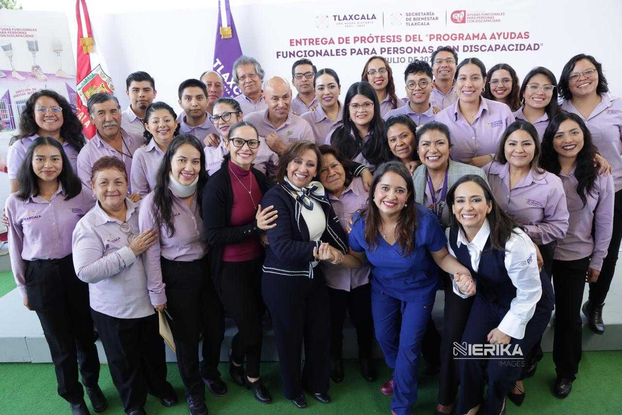 GOBERNADORA LORENA CUÉLLAR ENTREGA PRÓTESIS A PERSONAS CON DISCAPACIDAD PARA FORTALECER INCLUSIÓN SOCIAL
