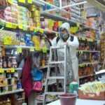 Con coordinación entre locatarios y gobierno municipal, se realiza fumigación del Mercado Hidalgo