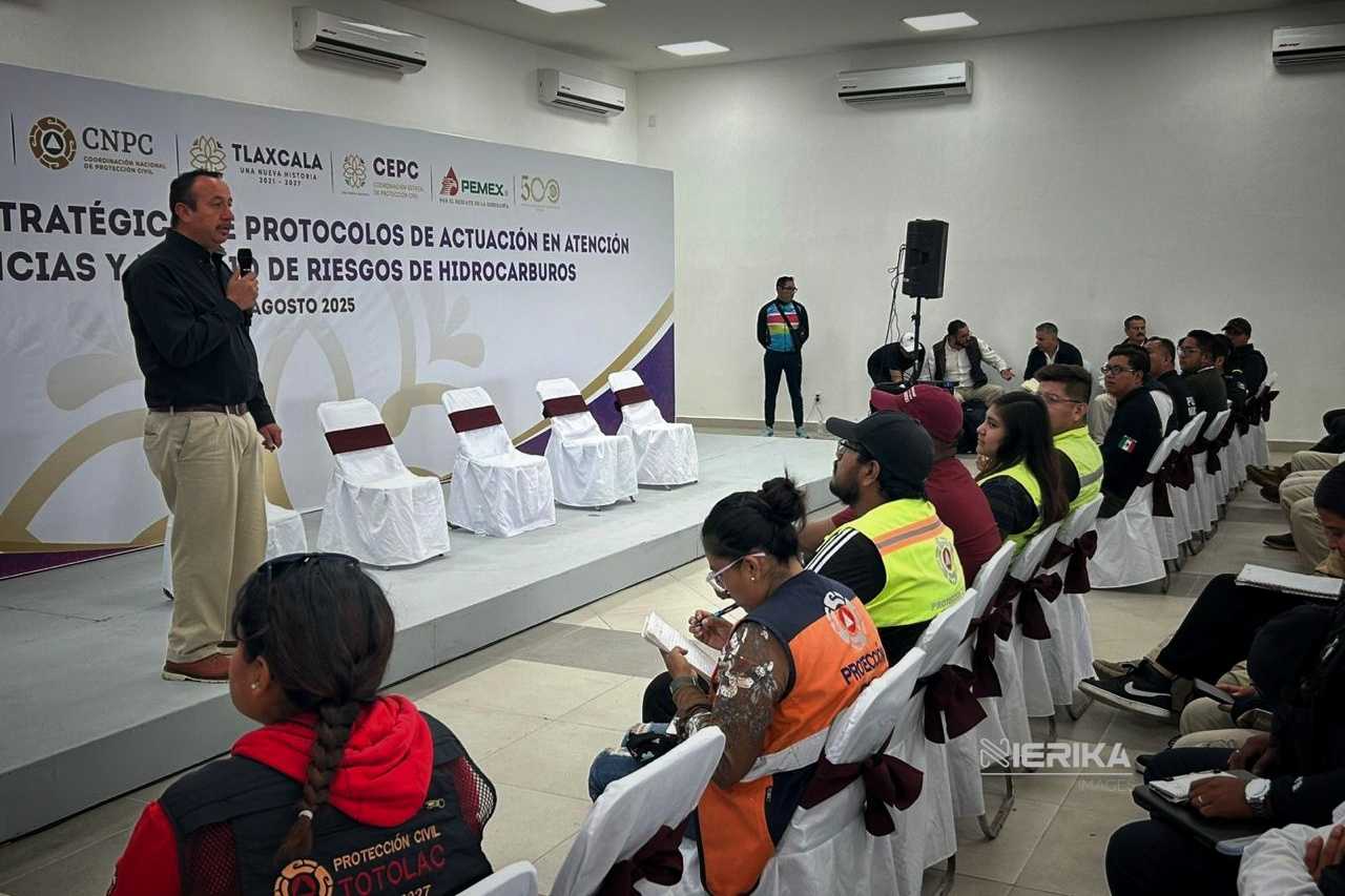 CAPACITAN A ELEMENTOS DE SEGURIDAD Y PROTECCIÓN CIVIL MUNICIPALES EN MANEJO DE RIESGOS POR HIDROCARBUROS