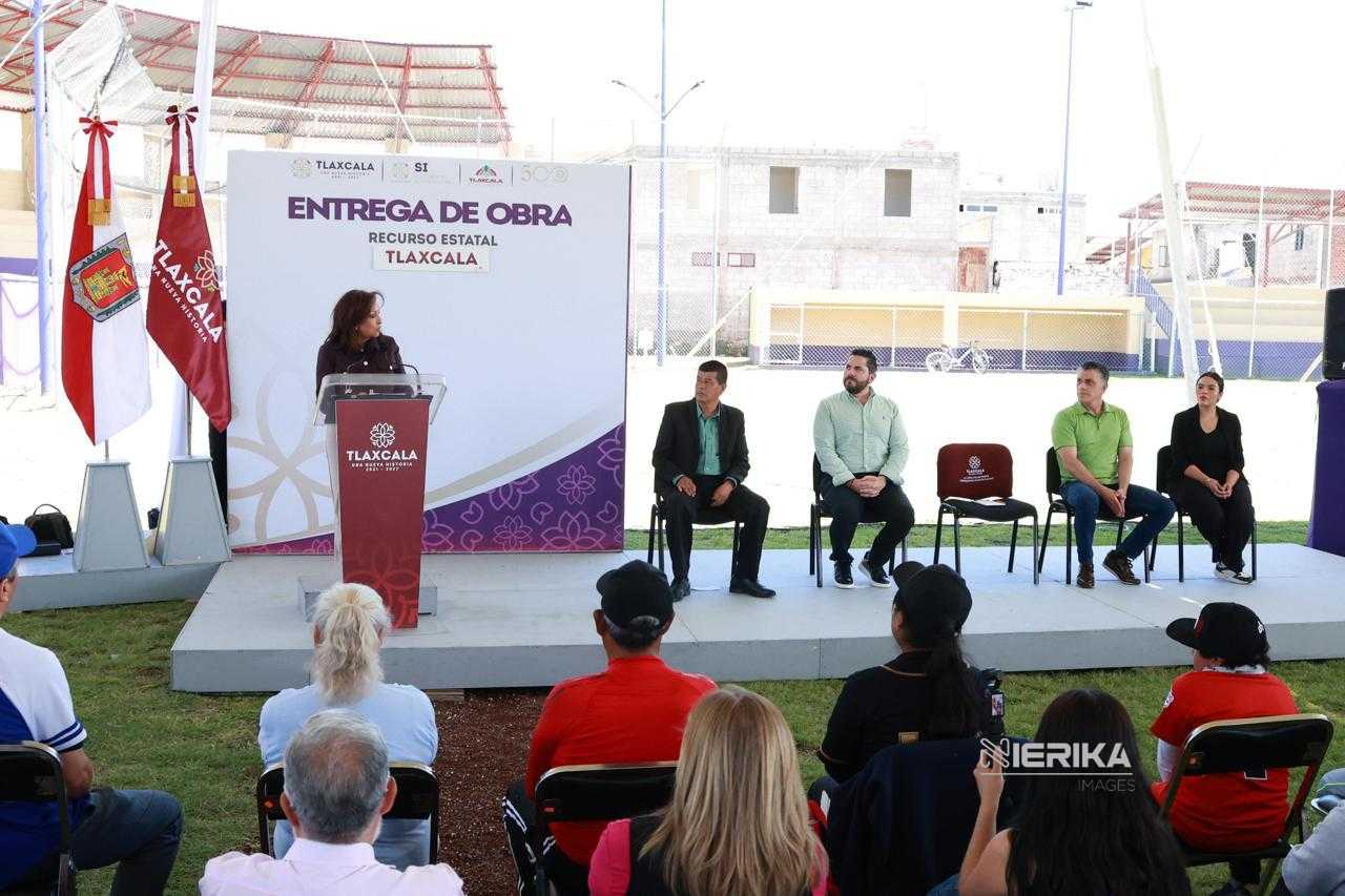 ENTREGA LORENA CUÉLLAR UNIDAD DEPORTIVA DE IXTULCO