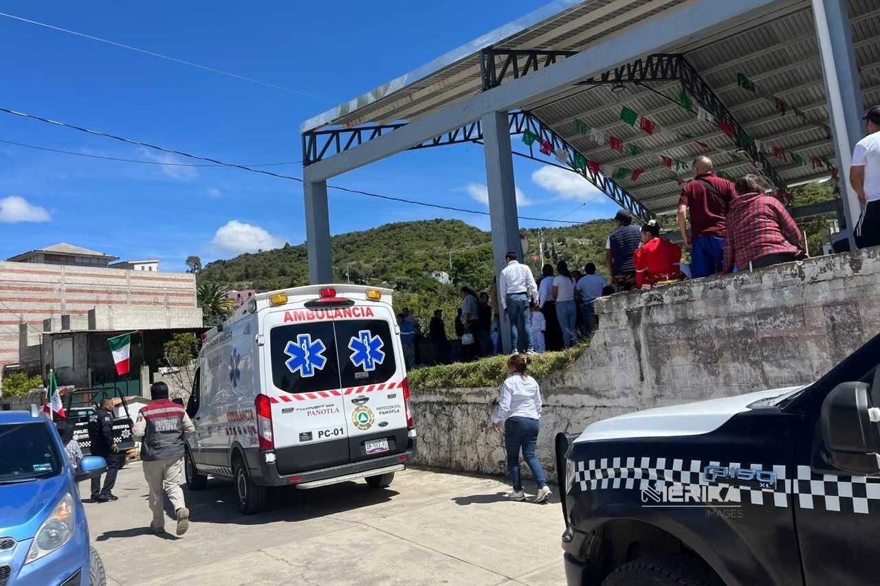 ATENCIÓN A PERSONAS LESIONADAS POR PIROTECNIA EN PANOTLA