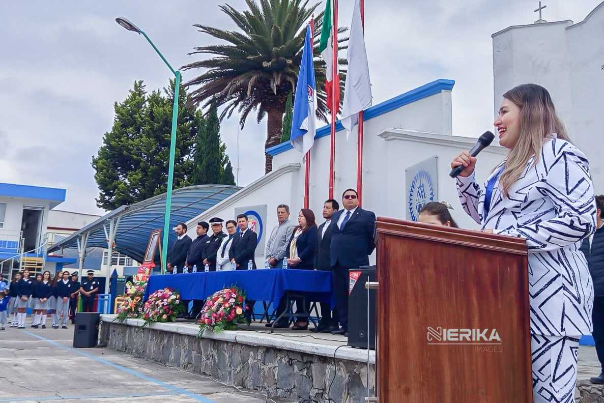 Blanca Angulo encabeza conmemoración del natalicio de José María Morelos y Pavón en Chiautempan
