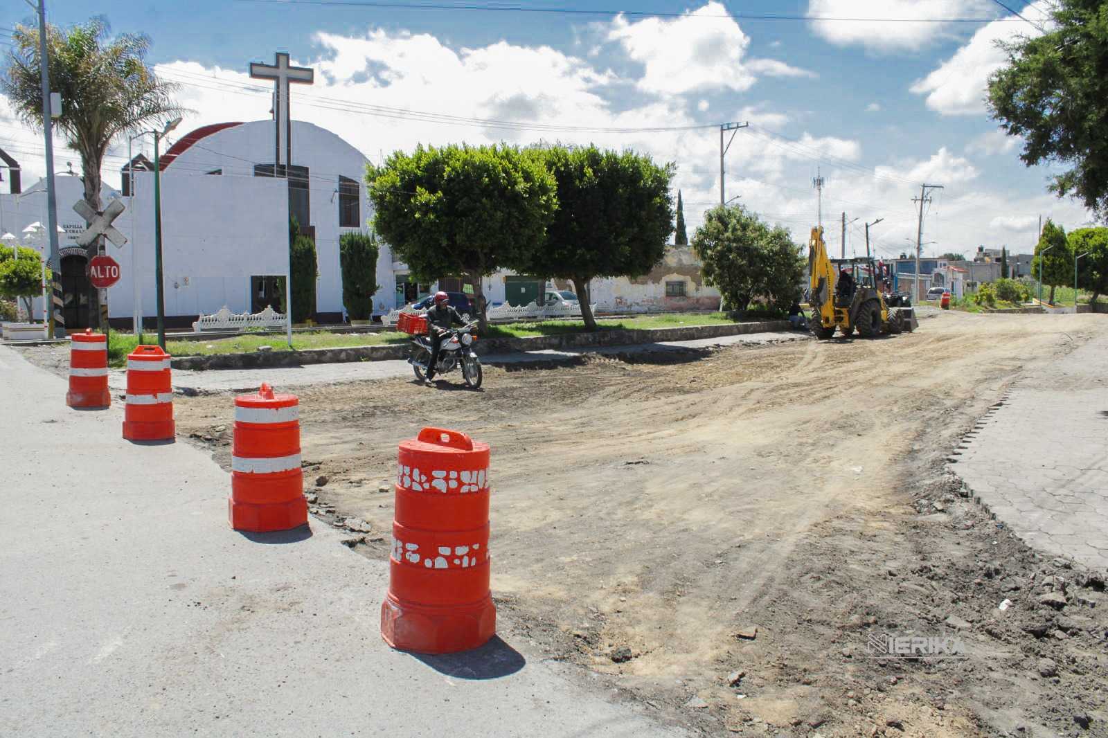 Avanza la rehabilitación de calles en comunidades de Chiautempan: Blanca Angulo