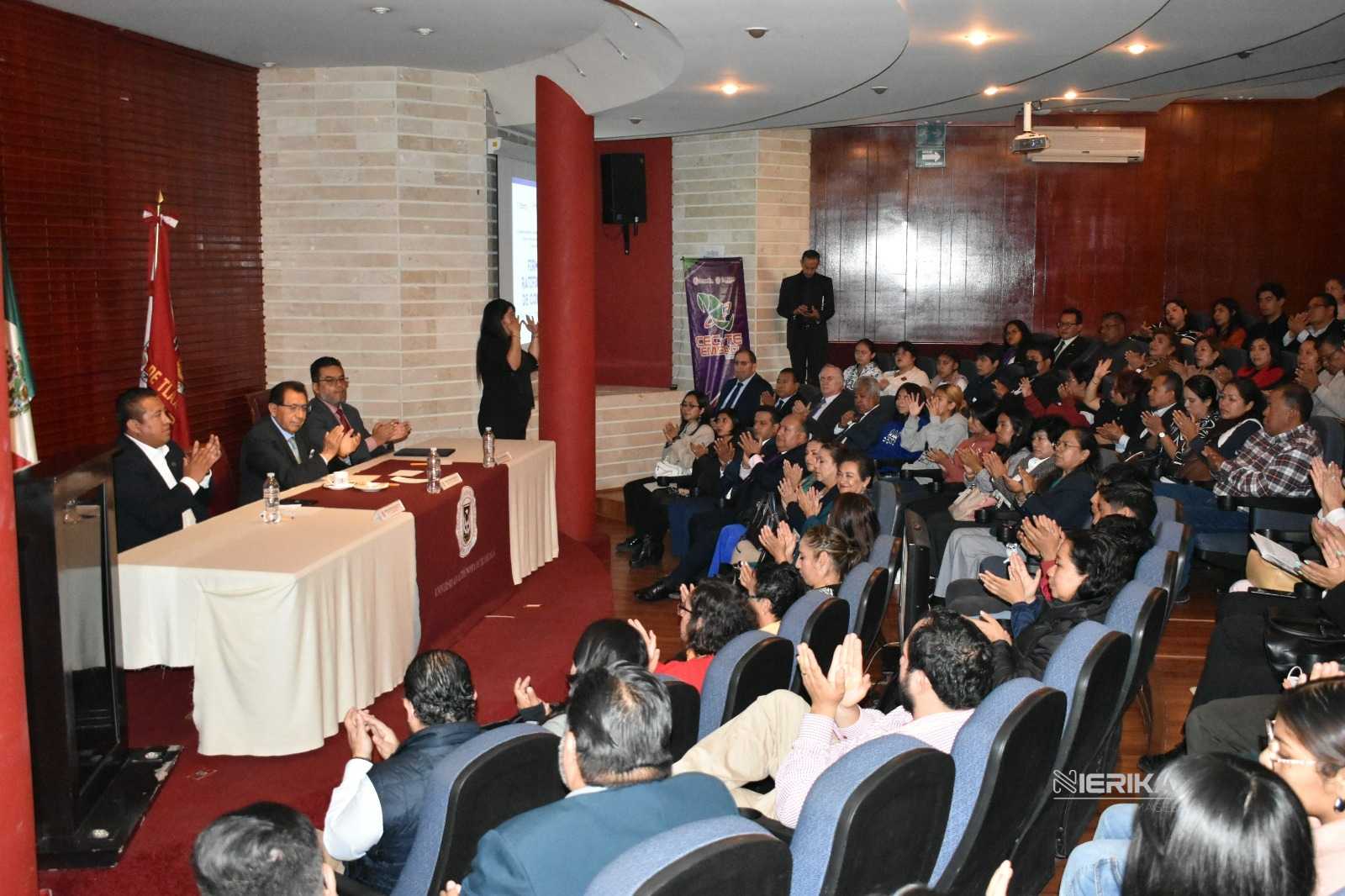 EL CECYTE-EMSAD Y LA UATX ACUERDAN COOPERACIÓN EN DOCENCIA, INVESTIGACIÓN Y EXTENSIÓN UNIVERSITARIA