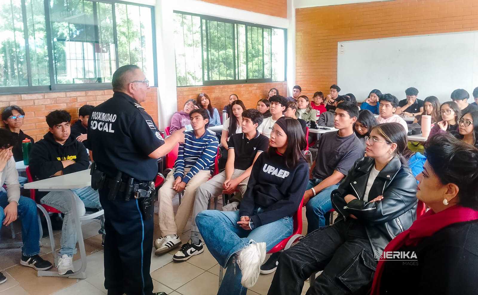 Acciones permanentes de prevención y protección refuerzan seguridad en escuelas y comunidades