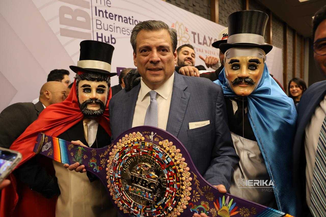 CINTURÓN CONMEMORATIVO DEL COMBATE “CANELO” VS. CRAWFORD, SÍMBOLO DE IDENTIDAD TLAXCALTECA