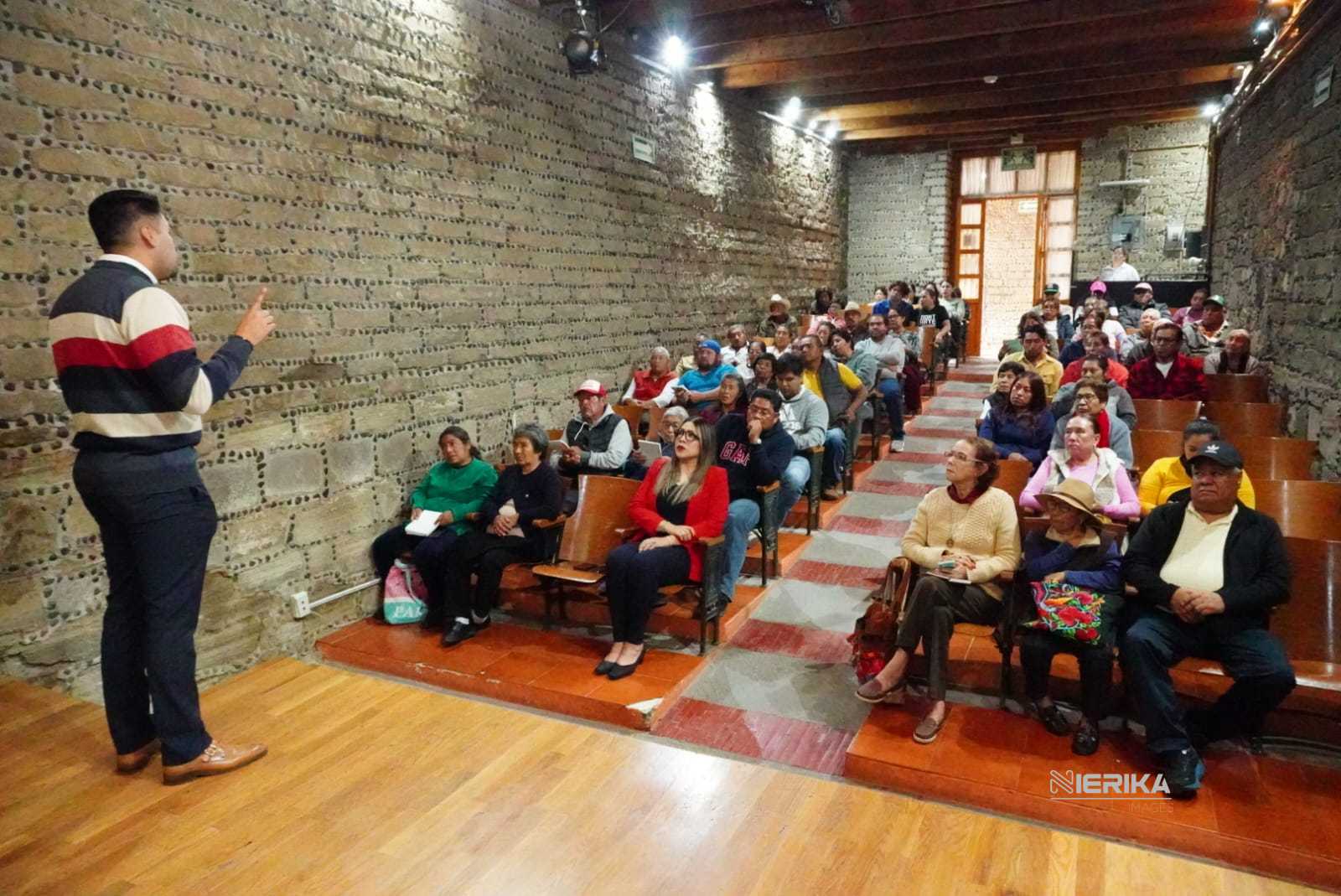 TLAXCALA BRINDA ACOMPAÑAMIENTO A ADULTOS MAYORES PARA REENCONTARSE CON FAMILIARES EN EE.UU.