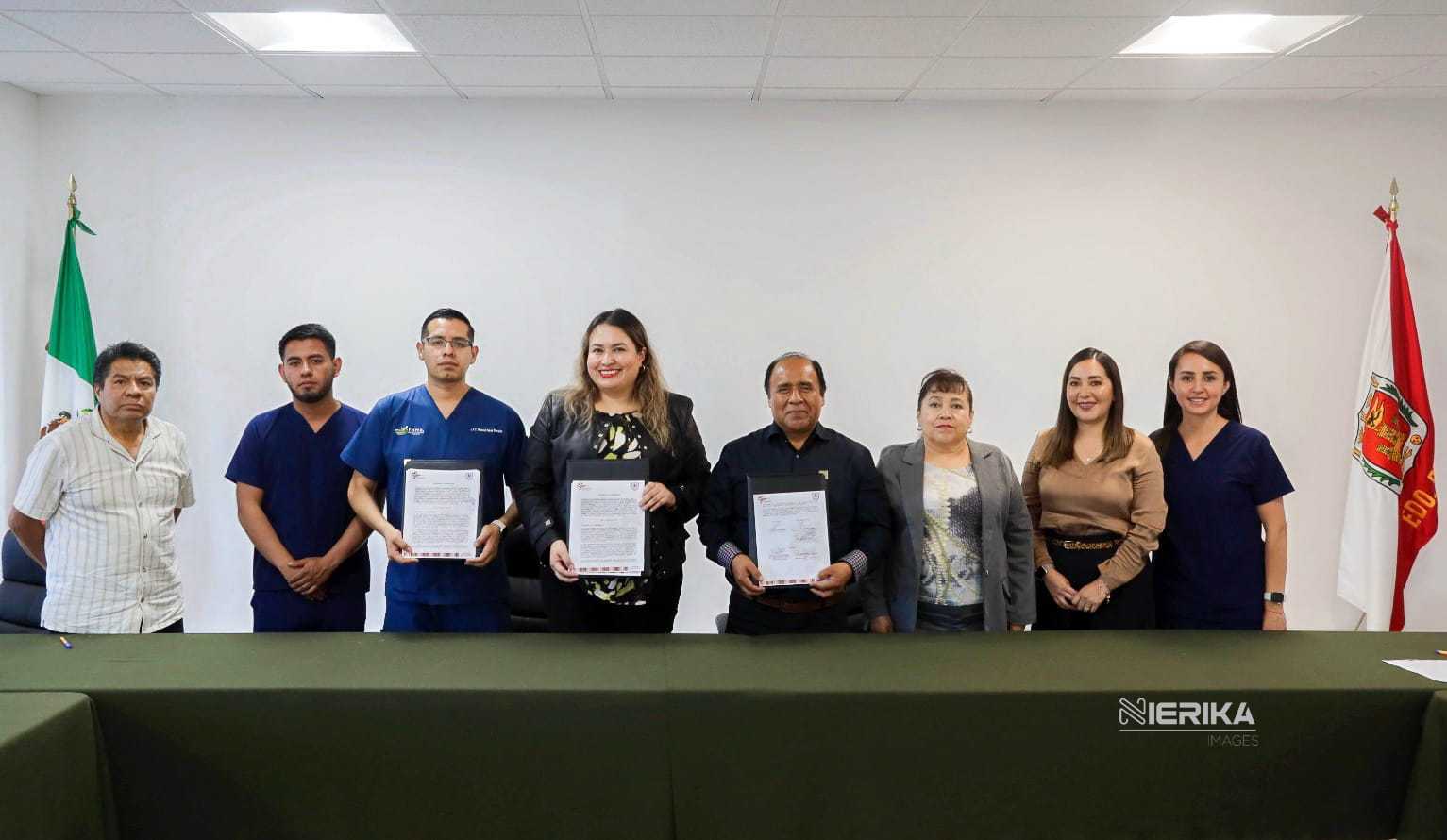 Blanca Angulo firma convenio para que chiautempenses accedan a fisioterapia