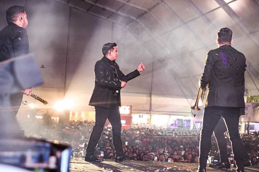 “LA ADICTIVA” CONQUISTA EL TEATRO DEL PUEBLO EN “TLAXCALA, LA FERIA DE FERIAS 2025”