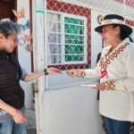 Recorre Ana Lilia Rivera municipios de Tlaxcala; informa casa por casa sus actividades legislativas