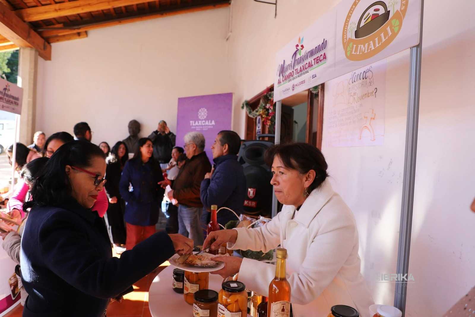 RECONOCEN A MUJERES PRODUCTORAS QUE TRANSFORMAN EL CAMPO TLAXCALTECA