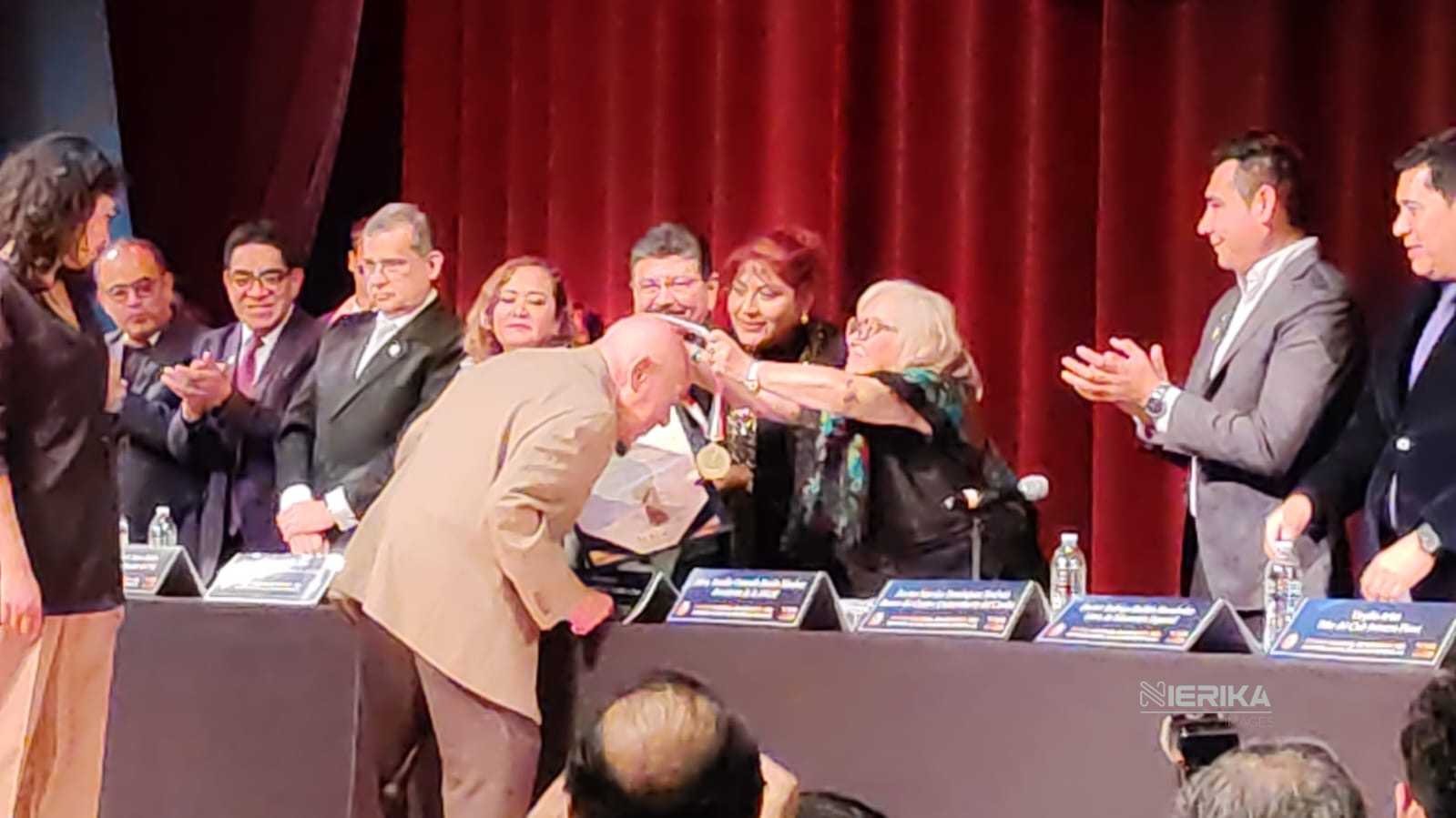 RECIBIÓ LA CORACYT EL «PREMIO NACIONAL DE LOCUCIÓN 2025» EN TRES CATEGORÍAS