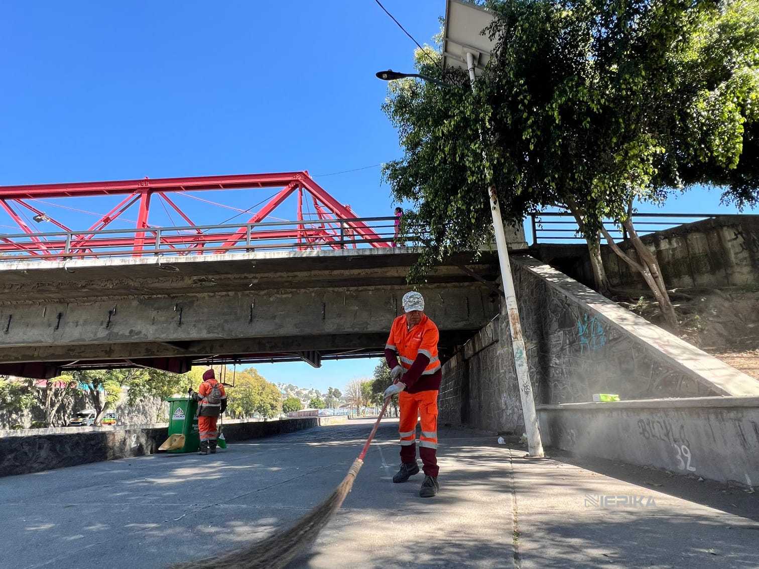 PERMITEN LABORES DE LIMPIEZA DEL AYUNTAMIENTO DE TLAXCALA MANTENER EN BUEN ESTADO EL ANDADOR “HEROICO COLEGIO MILITAR” EN LA CAPITAL