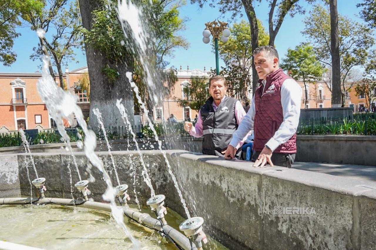 ALCALDE ALFONSO SÁNCHEZ GARCÍA VERIFICA QUE LAS FUENTES DEL CENTRO HISTÓRICO FUNCIONEN CORRECTAMENTE TRAS MANTENIMIENTO