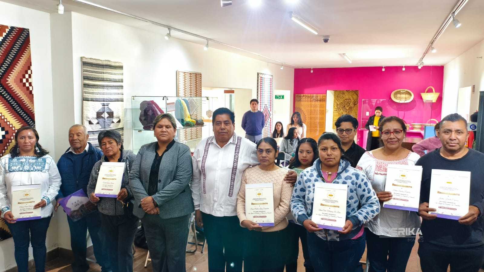 MUJERES ARTESANAS LIDERAN PREMIACIÓN DEL V CONCURSO ARTESANAL IXTENCO 2026