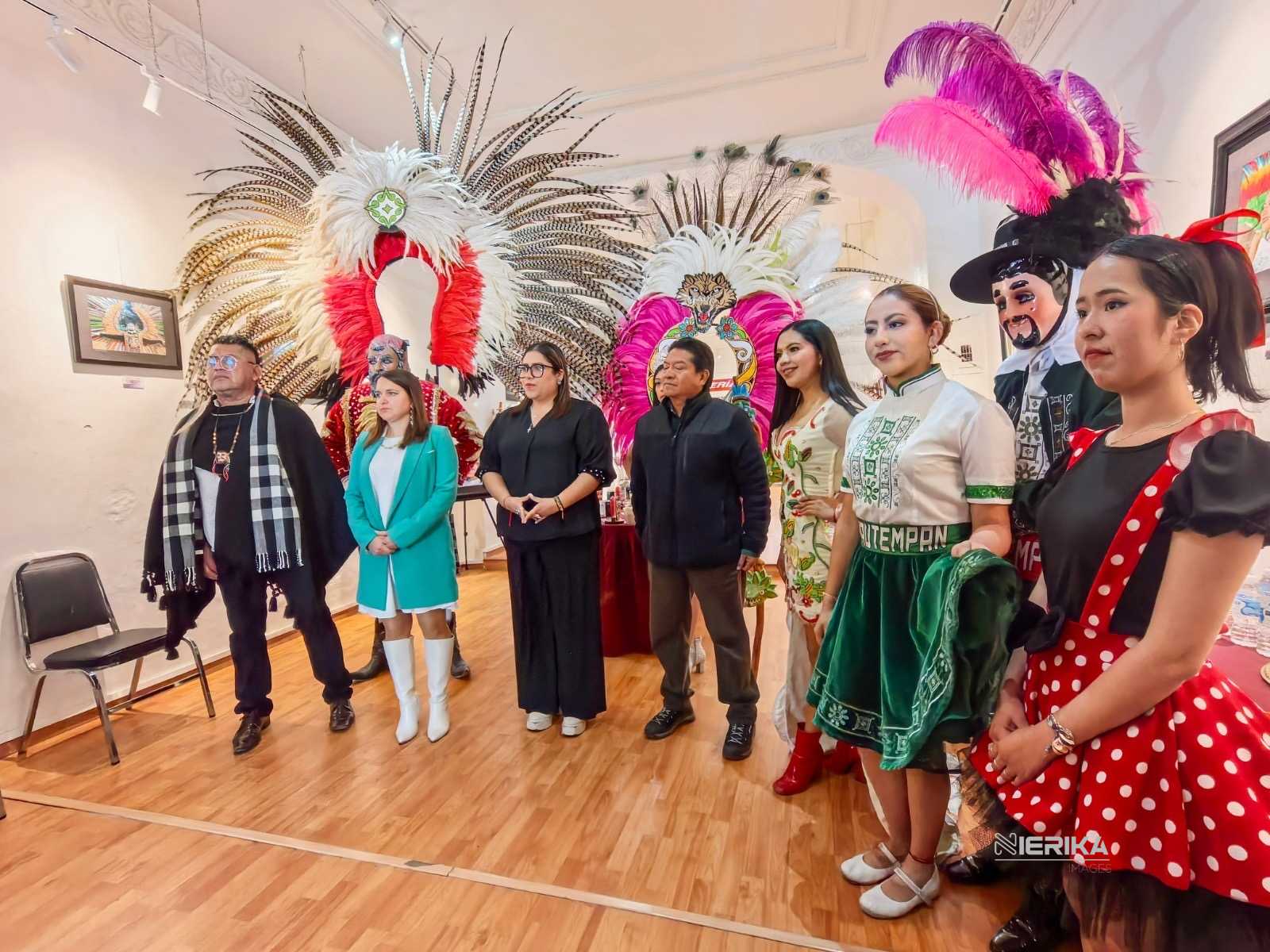 INAUGURA AYUNTAMIENTO DE TLAXCALA EXPOSICIÓN FOTOGRÁFICA ALUSIVA A LOS HUEHUES