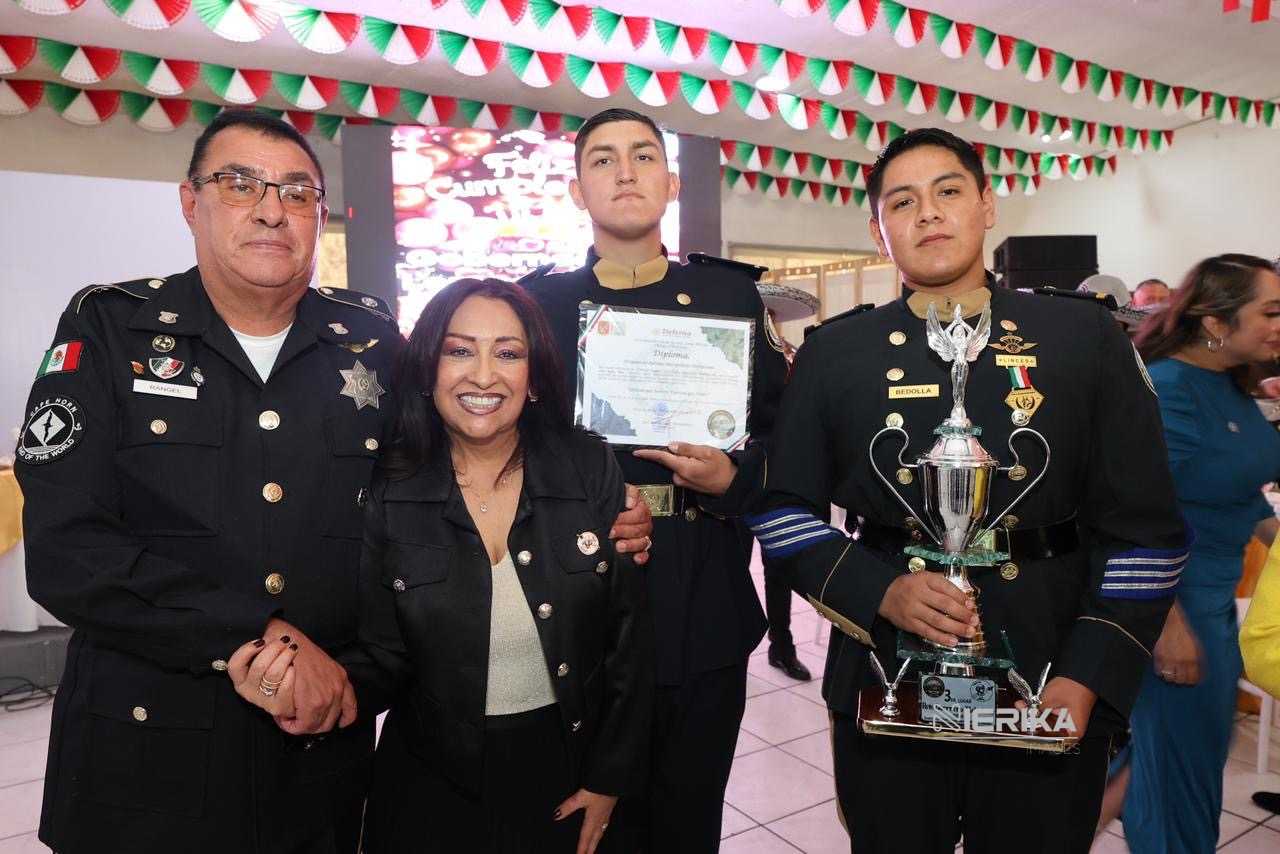 GOBERNADORA LORENA CUÉLLAR ASISTE AL 113 ANIVERSARIO DEL EJÉRCITO; RECIBE RESPALDO DE LAS FUERZAS ARMADAS EN TLAXCALA