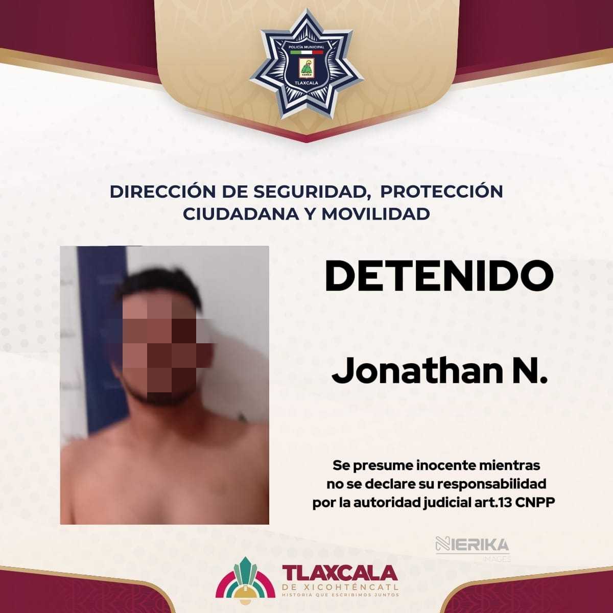 POLICÍA MUNICIPAL DE TLAXCALA ASEGURA EN ATLAHAPA A PERSONA CON ANTECEDENTES DELICTIVOS Y ESTANCIA ILEGAL EN EL PAÍS