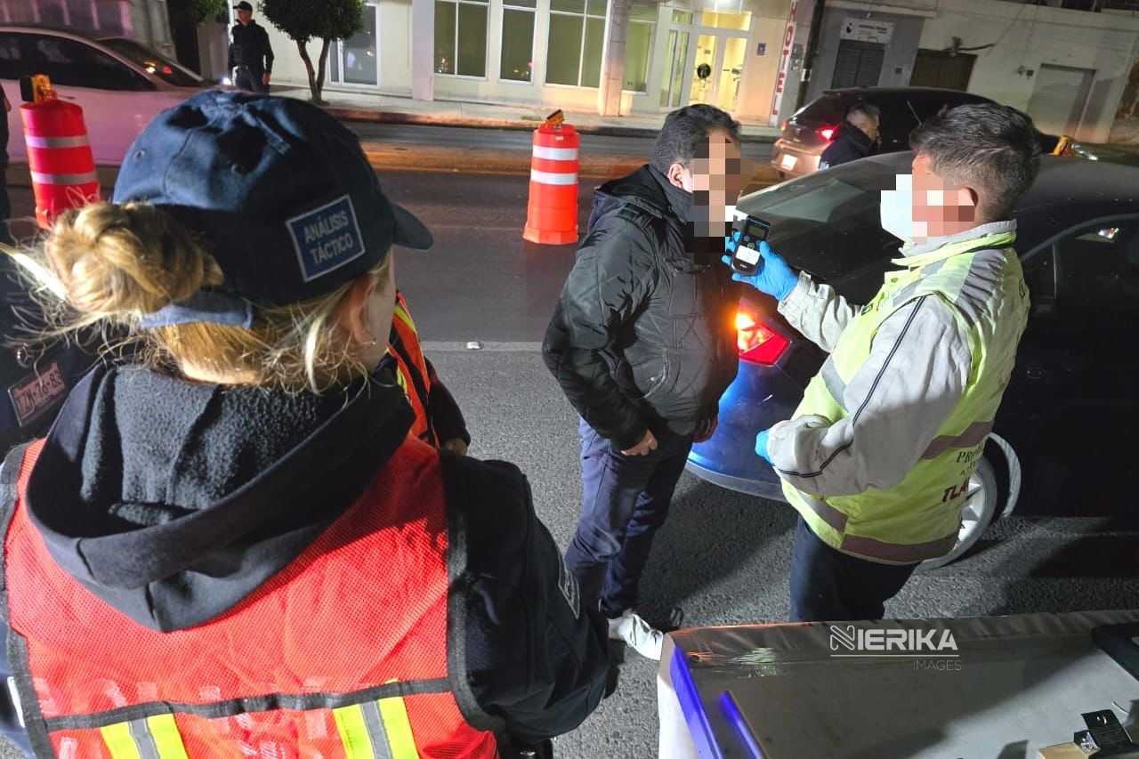 CON OPERATIVO DE ALCOHOLIMETRÍA AYUNTAMIENTO DE TLAXCALA CUIDA A LA POBLACIÓN Y PREVIENE ACCIDENTES