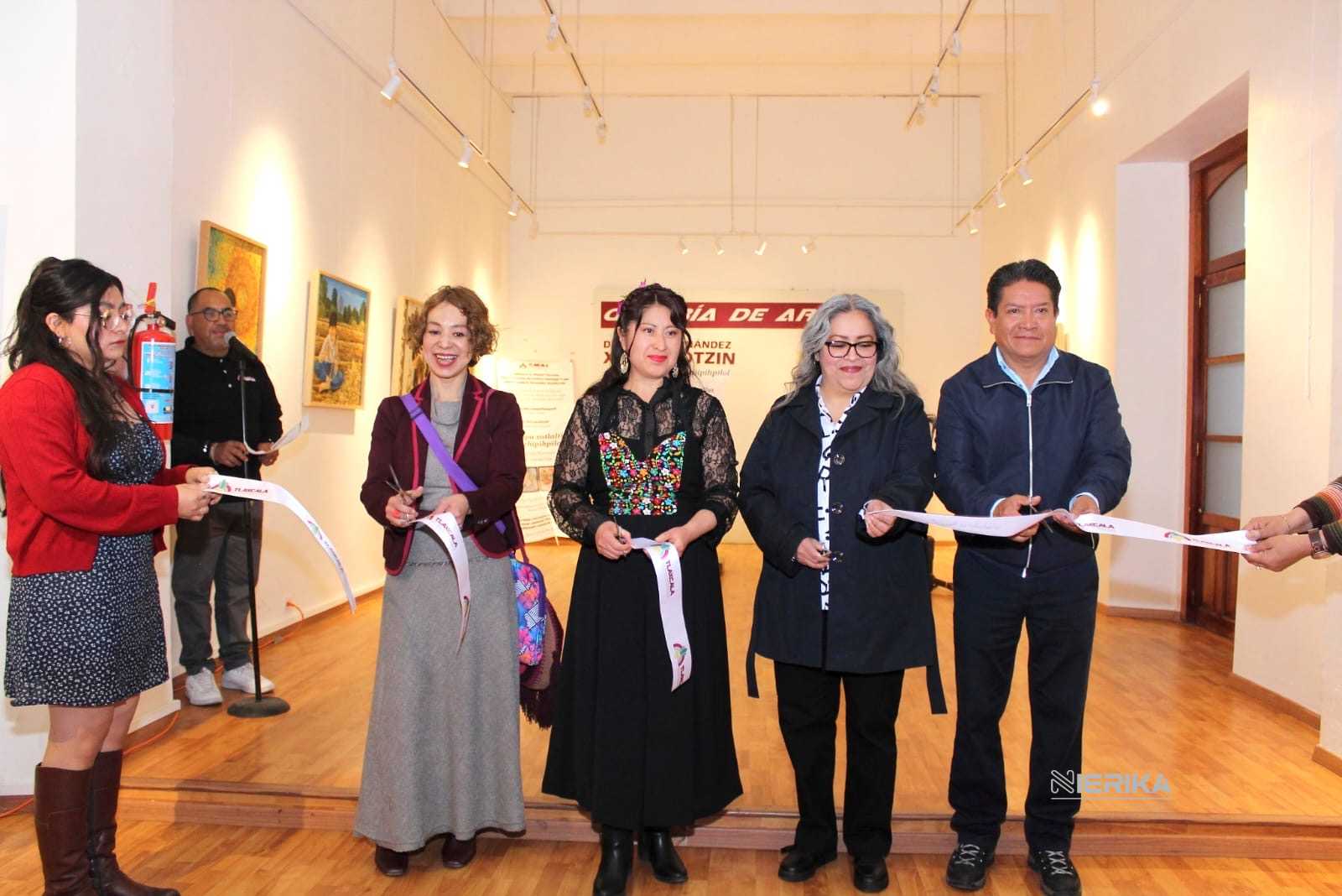 AYUNTAMIENTO DE TLAXCALA INAUGURA LA EXPOSICIÓN PICTÓRICA “DONDE FLORECEN LAS MARAVILLAS”